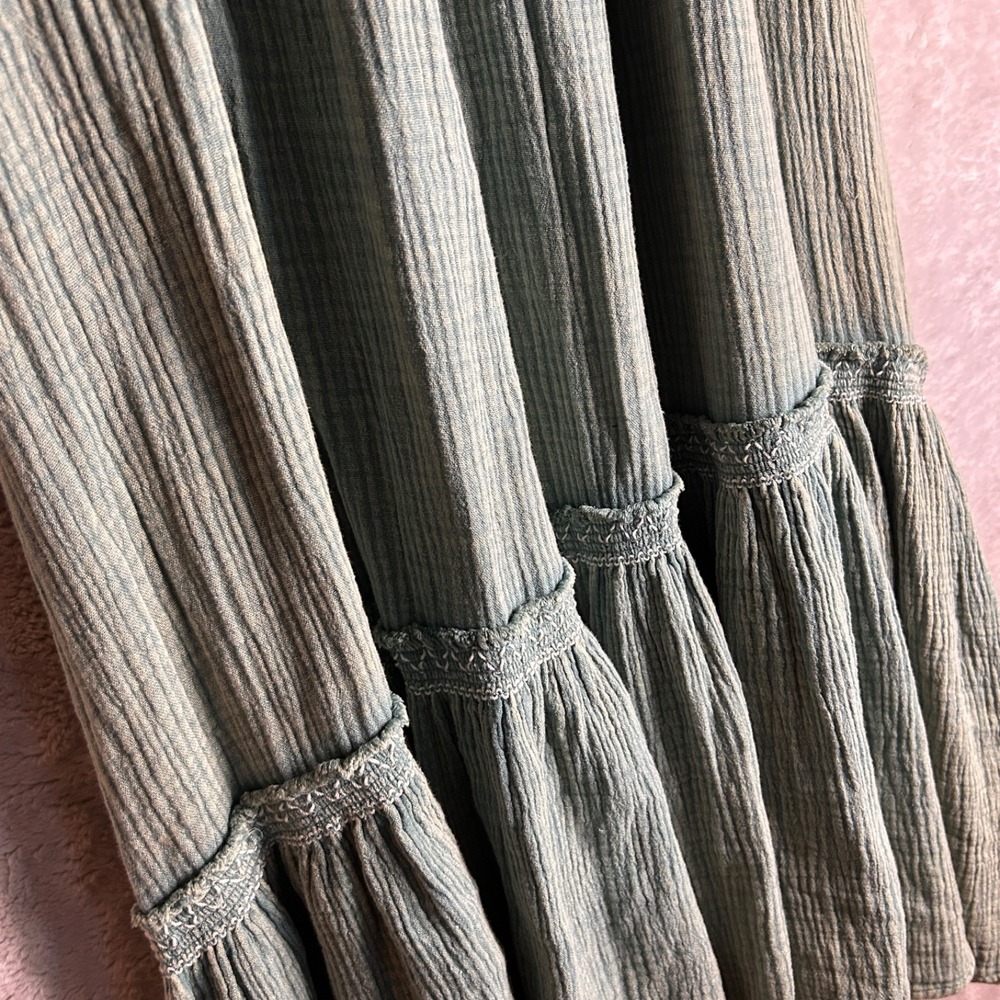 Easel Smocked Tiered Gauze Maxi Dress Green Size M Boho Cottagecore Milkmaid - Picture 8 of 10